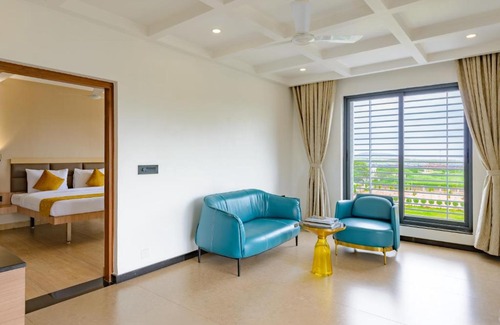 Toranagallu Hotel | Relax at Pearl by Priyadarshini: 4-Star Family-Friendly Retreat