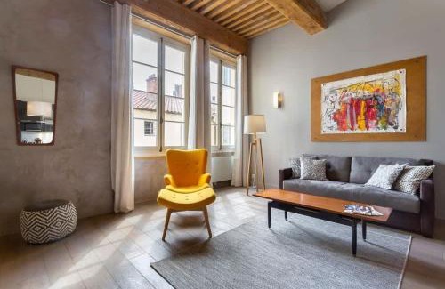 Griffon - Royale Apartment | Serene Pearl T2 Apartment Near Historic Traboule