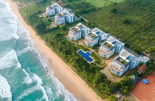 Nilaveli Apartment | Oceanfront Retreat with Pool and Private Beach Access