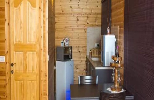 Hazor Haglilit Apartment | Relax at Pearl Of The North with Pool & Spa Amenities