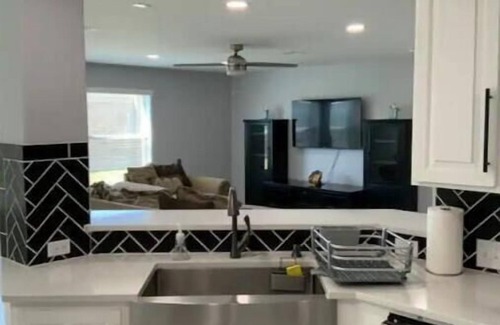 Pearland House | Family-Friendly Pearland Getaway for Memorable Stays