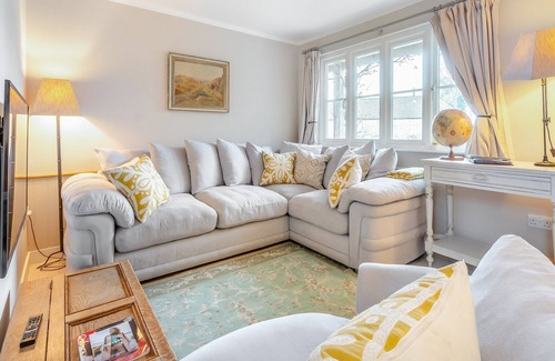 Beckington Cottage | Pears Cottage is set on the edge of the village of Beckington, located in the picturesque Somerset c