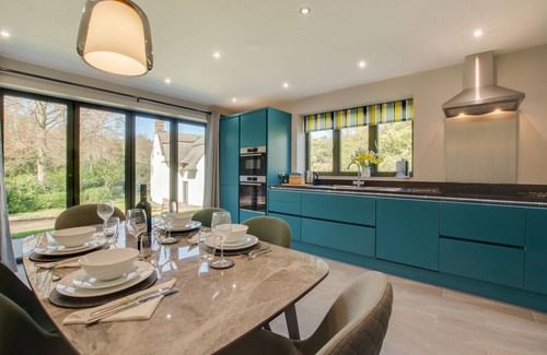 Irstead House | Pet-Friendly Peaty Cottage: Cozy Two-Bedroom Getaway