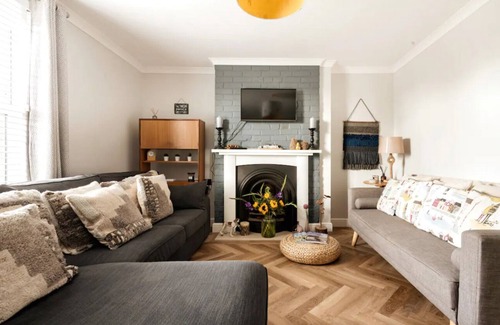 Kessingland Cottage | Pebble Cottage in Kessingland nr Southwold.