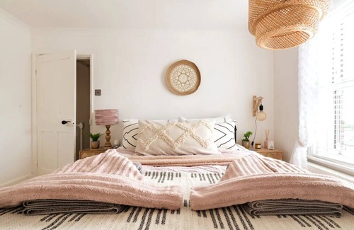 Kessingland Cottage | Pebble Cottage in Kessingland nr Southwold.