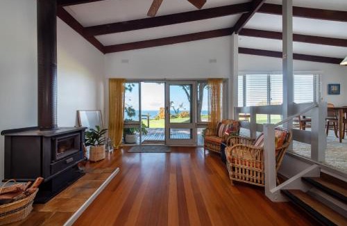 Flinders House | Discover Pebble Views: Pet-Friendly Family Getaway