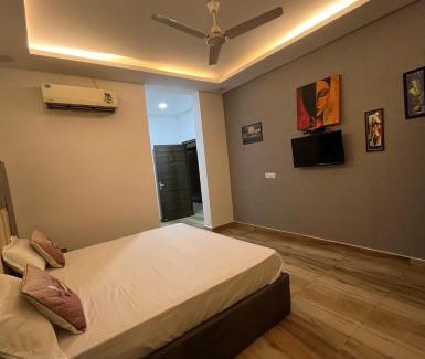 Kangri House | Pebbles By The Ganges