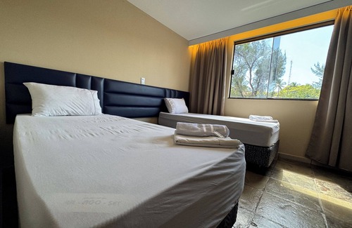 Pecém Hotel | Discover Comfort at Pousada Caminho do Porto with Pool & Spa