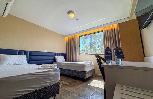 Pecém Hotel | Discover Comfort at Pousada Caminho do Porto with Pool & Spa