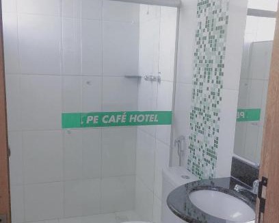Bom Pastor Hotel | Cozy Pecafe Hotel: Family-Friendly Stay with Restaurant
