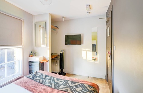 Peckham Hotel | Discover Comfort at Peckham Rooms Hotel with Spa & Dining