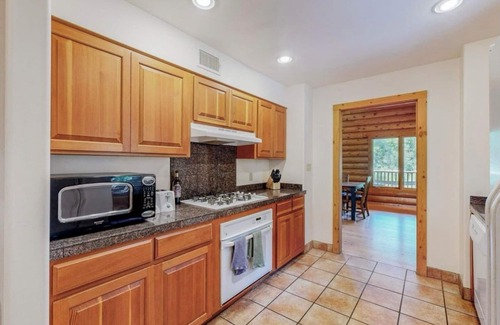 Canoncito Cabin | Pecos Riversong Cabin - a modern 3-bedroom cabin on the Pecos River