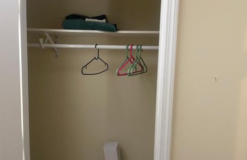 Ampere Apartment | Exceptional Stay at Peculiar 96 - Child Friendly & Rated 10/10
