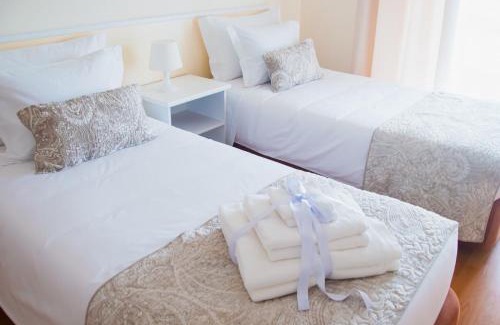 Pedrogao Bed & Breakfast | Beachfront Pedrógão Guesthouse - Rated 9/10 with Breakfast