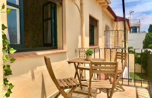 Pedregalejo Apartment | Oceanfront Escape: Pedregalejo with Private Terrace