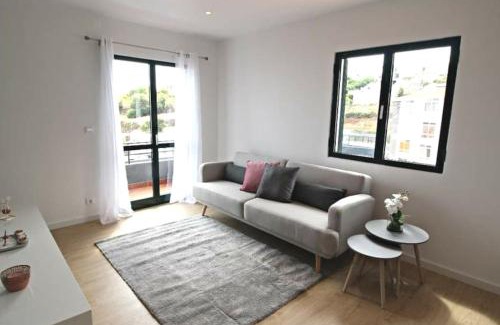 Estrela da Calheta Apartment | Child-Friendly Retreat: Pedreira Apartment with 9.1 Rating