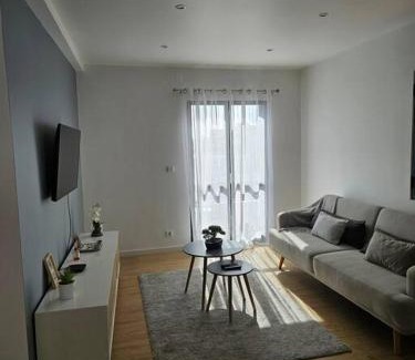 Estrela da Calheta Apartment | Child-Friendly Retreat: Pedreira Apartment with 9.1 Rating
