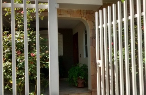 Olimpia House | Experience Pedrinho's Home: Top-Rated Stay in Olímpia