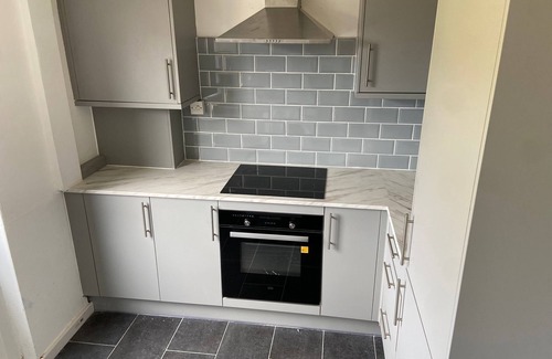 Dagenham House | Peeams Abode