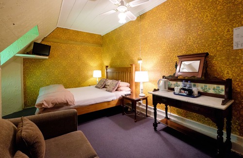 Nundle Hotel | Eco-Friendly Peel Inn Nundle: Guest Rated 8.8/10