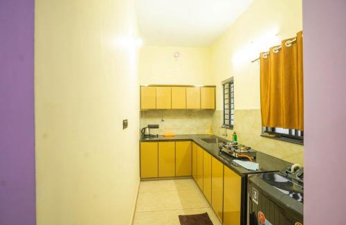 Kochi Apartment | Peeliyatt riverview stays