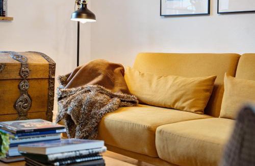 Hohen Demzin House | Peene Hus: Guest Rated 9/10 - Pet Friendly Retreat