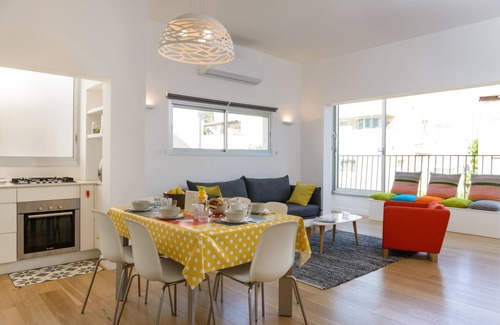 Tel Aviv City Center Apartment | Prime Location with Ocean View & Pool - FRISHMAN/DIZENGOFF