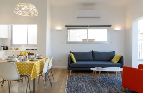 Tel Aviv City Center Apartment | Prime Location with Ocean View & Pool - FRISHMAN/DIZENGOFF