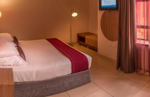 Klerksdorp Hotel | Discover Peermont Metcourt at Rio, Klerksdorp with Pool & More
