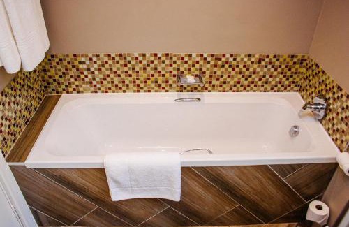Mmabatho Hotel | Discover Peermont Walmont at Mmabatho Palms Hotel Oasis