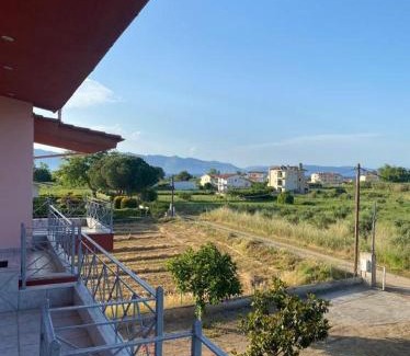 Artemisio Apartment | Pet-Friendly Pefki Apartment 6 for Families and Travelers