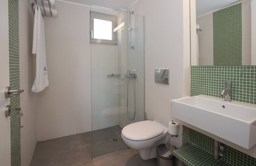 Marathopoli House | Experience Pefkides Suites: Where Pines Embrace the Sea