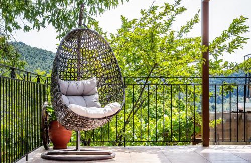 Alikias House | Family-Friendly Retreat at Pefkos Cottage Awaits You
