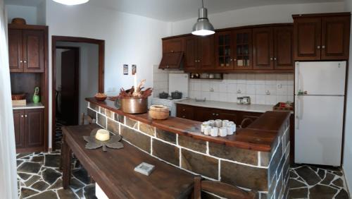 Monastiraki House | Oceanfront Peggy's House: Guest Rated 9.8, Child Friendly