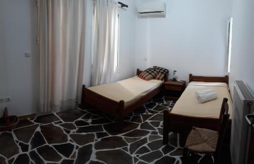 Monastiraki House | Oceanfront Peggy's House: Guest Rated 9.8, Child Friendly
