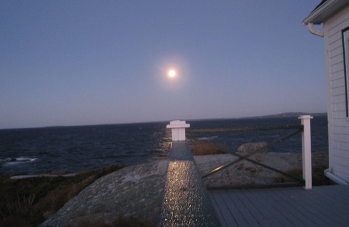 Peggy's Cove Cottage | Peggy´s Cove oceanfront Cottage ! FOR SALE !