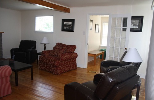 Indian Harbour House | Discover Peggys Cove: Scenic Views and Premier Amenities