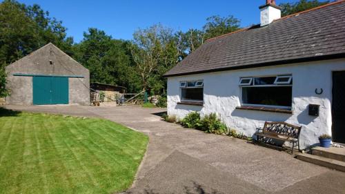 Ballycastle House | Discover Peggys Escape: Highly Rated & Family Friendly