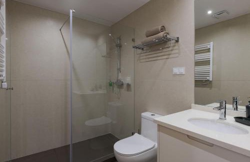 Merces Apartment | Family-Friendly Peixeira Studios and Apartments with Great Ratings