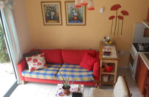 Paiania Apartment | Pela's studio 10 minutes from the Athens airport