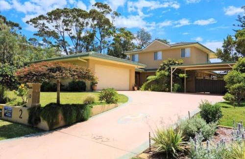 Narrawallee House | Family-Friendly Escape at Pelican Beach House, Rated 8.5/10