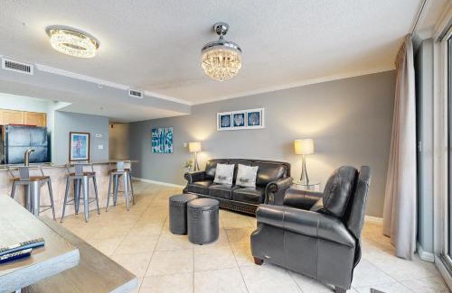 Destin Apartment | Oceanfront Pelican Beach Resort with Family-Friendly Amenities