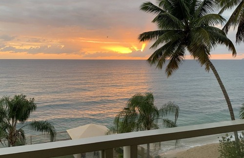 Stella Condo | Unforgettable Pelican Beachfront Paradise with Ocean Views