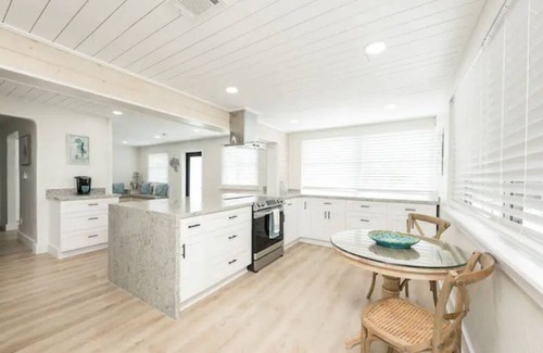 Ormond-by-the-Sea House | Pelican Palace