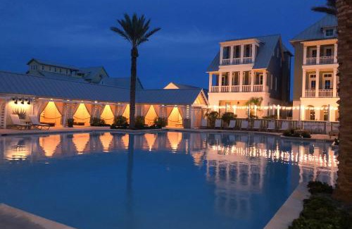 Port Aransas House | Discover Pelican's Perch at Palmilla Beach with Pool Access