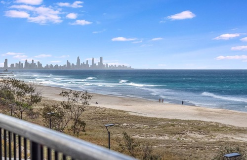 Tugun Apartment | Beachfront Bliss at Pelican Sands 401 with Ocean Views