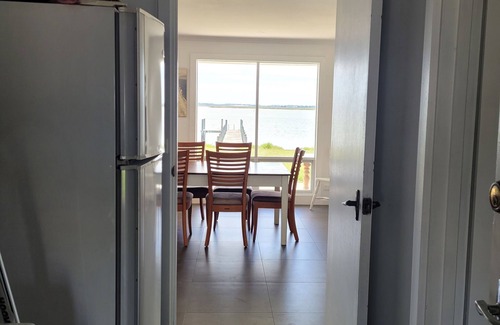 Nangkita House | Pelican View - Waterfront Oasis with Oceanfront Amenities