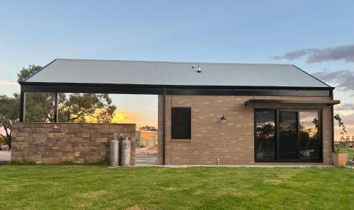 Wentworth Apartment | Exceptional Family Retreat at Pelicans on the Darling