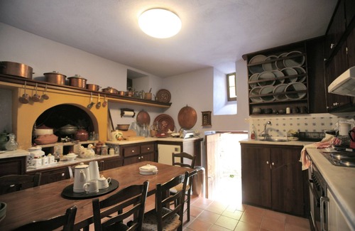 Vizitsa House | Top-Rated Pelion Belvedere - Family-Friendly Mansion Stay