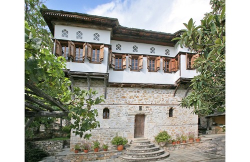 Vizitsa House | Top-Rated Pelion Belvedere - Family-Friendly Mansion Stay